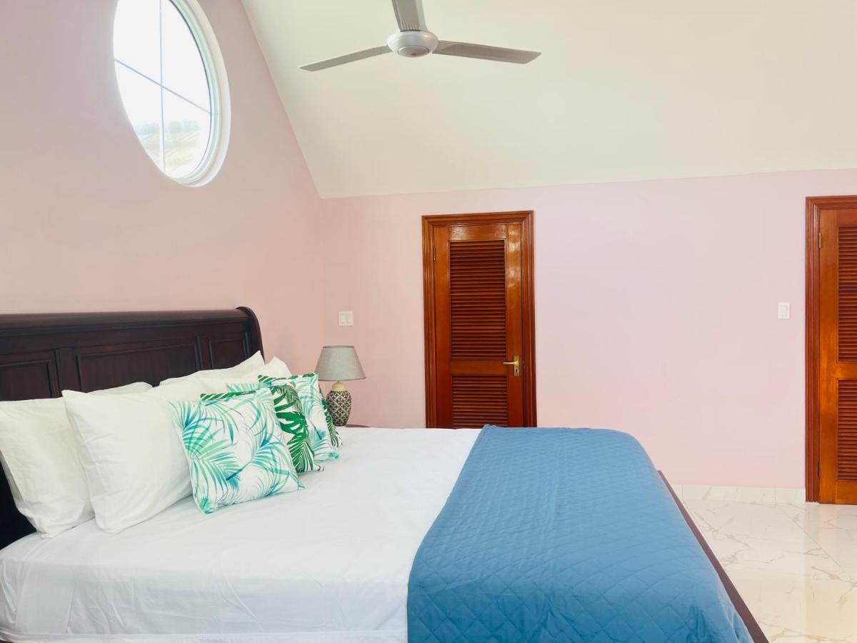 Luxury Apartments And Rooms,The Lagoons Μοντέγκο Μπέυ Εξωτερικό φωτογραφία