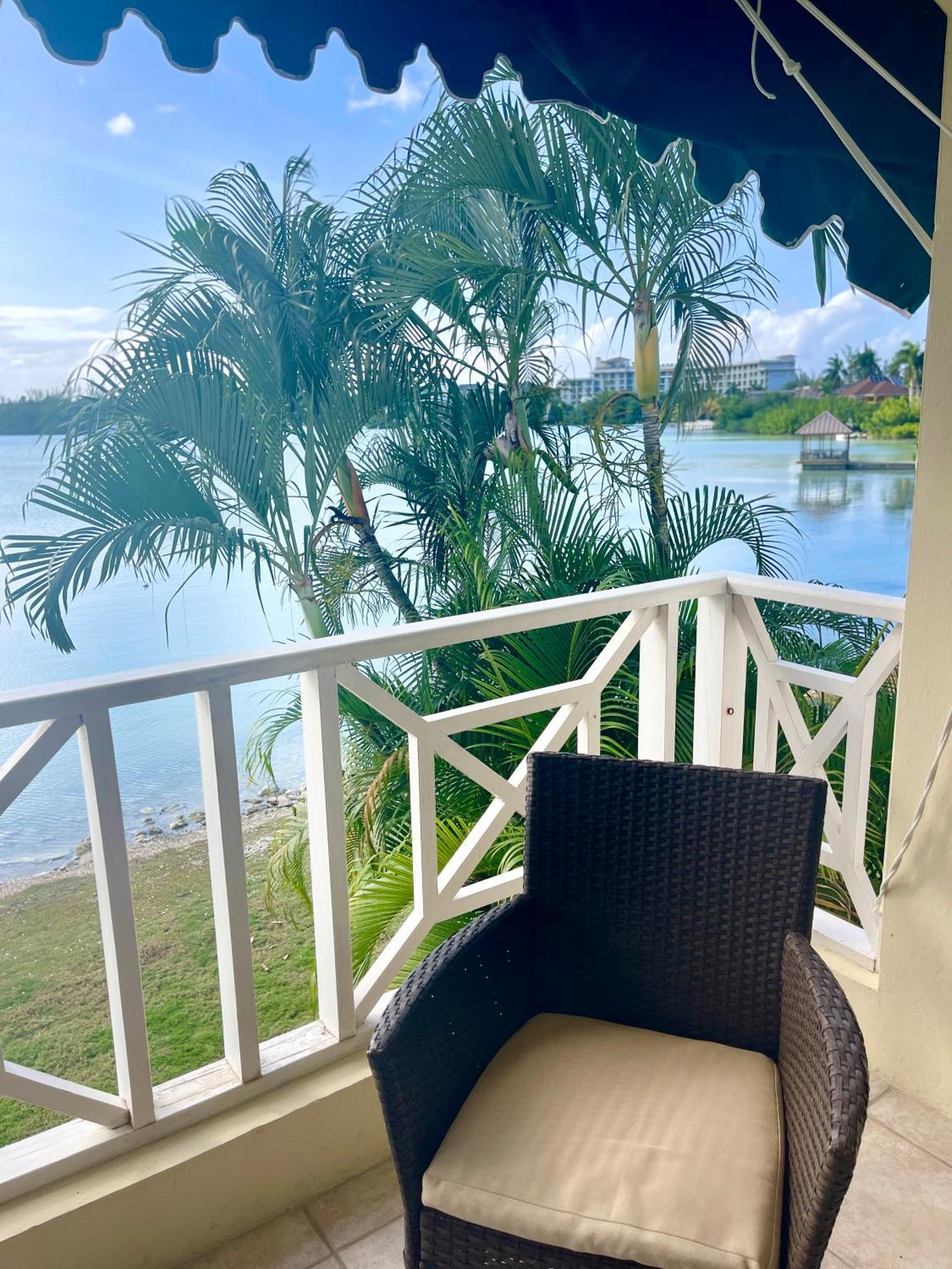 Luxury Apartments And Rooms,The Lagoons Μοντέγκο Μπέυ Εξωτερικό φωτογραφία
