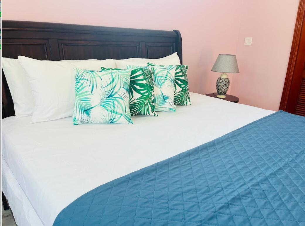 Luxury Apartments And Rooms,The Lagoons Μοντέγκο Μπέυ Εξωτερικό φωτογραφία