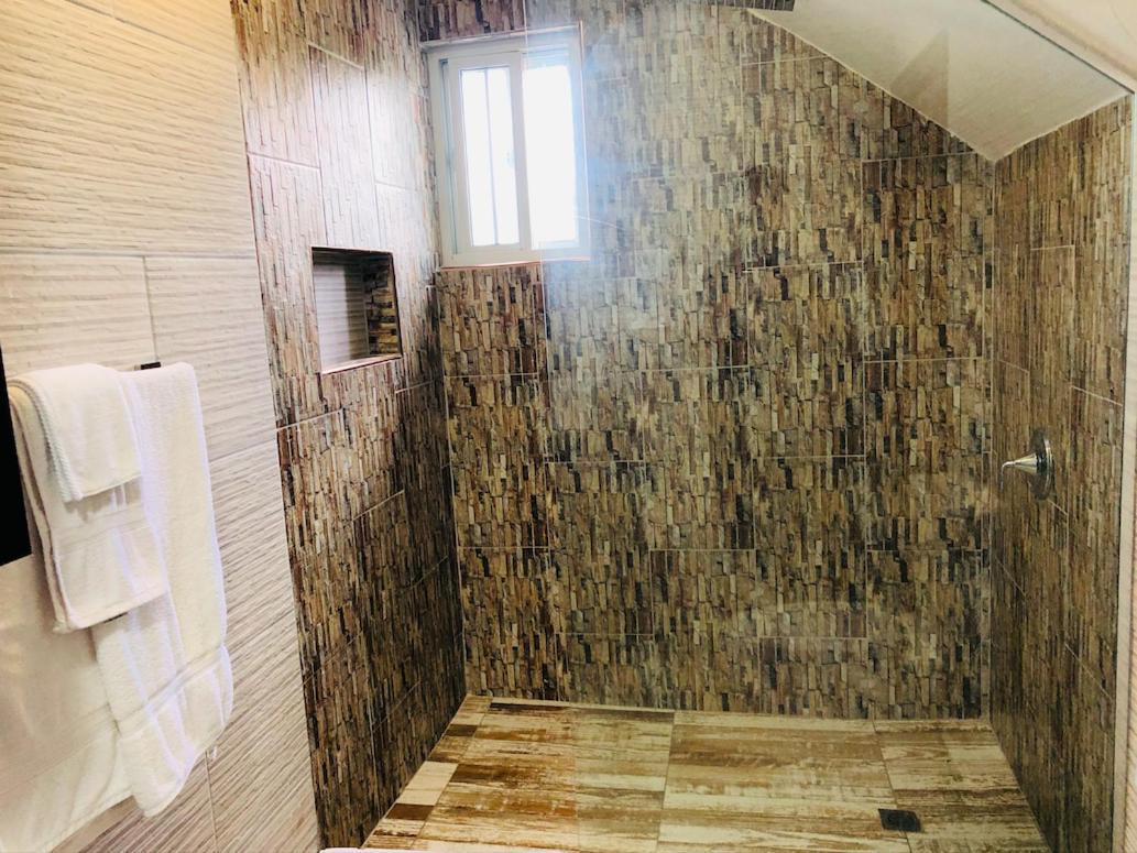 Luxury Apartments And Rooms,The Lagoons Μοντέγκο Μπέυ Εξωτερικό φωτογραφία